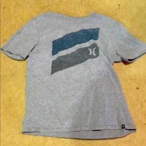 Quicksilver shirt size medium